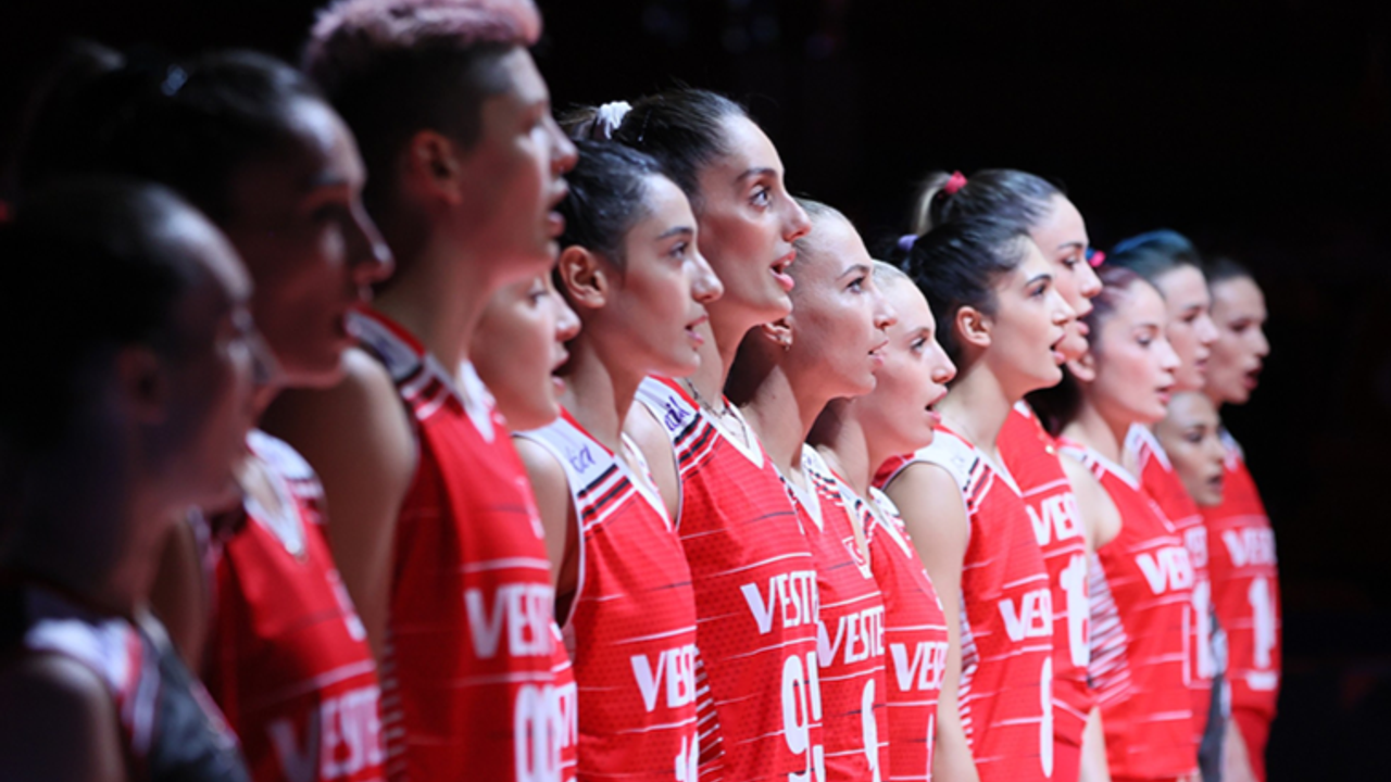 CEV Avrupa Voleybol Kadın Türkiye Sırbistan Maç Sonucu? Finalde Rakip Kim Olacak?