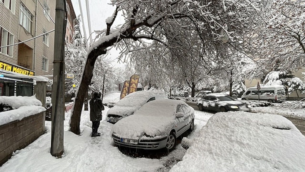 22 Aralık Konya’da okullar tatil mi? Konya valiliği son dakika kar tatili açıklaması
