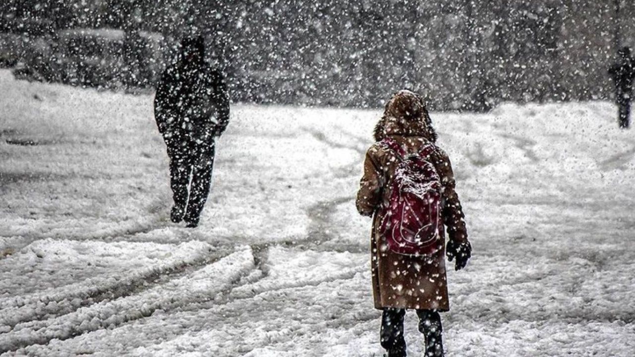 Ankara'da yarın 11 Mart 2022 Cuma okullar tatil mi? Ankara valiliği 11 Mart Cuma kar tatili var mı?