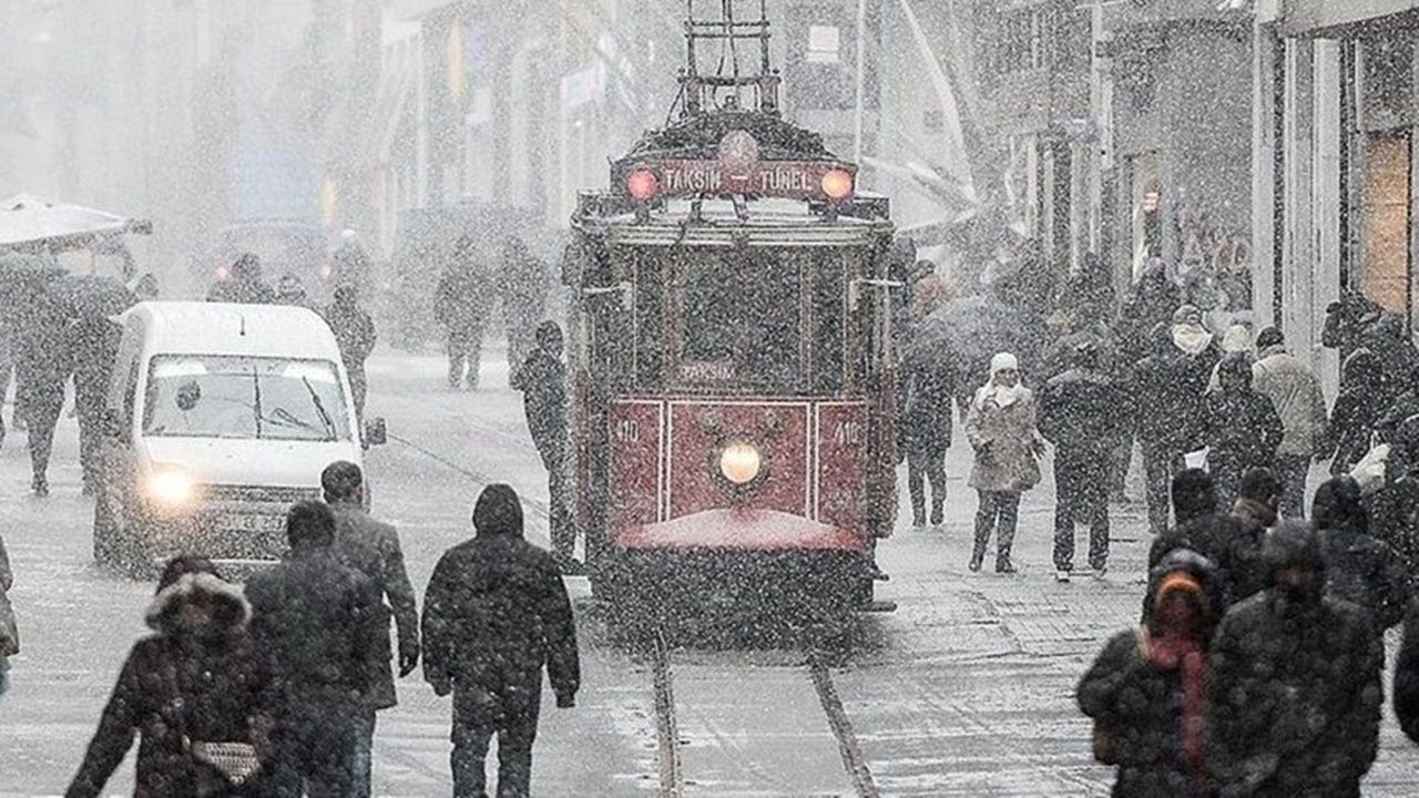 İstanbul'a 19-20 Mart'ta kar yağacak mı? Hafta sonu hava durumu nasıl olacak, İstanbul'da kar var mı?