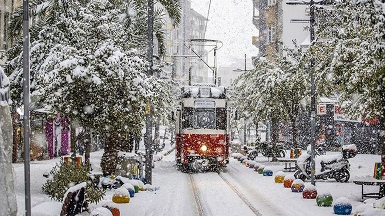 İstanbul’a yeni kar yasakları geldi! Otogarlardan çıkışlar yasaklandı, kamyon TIR giriş çıkışı durdu