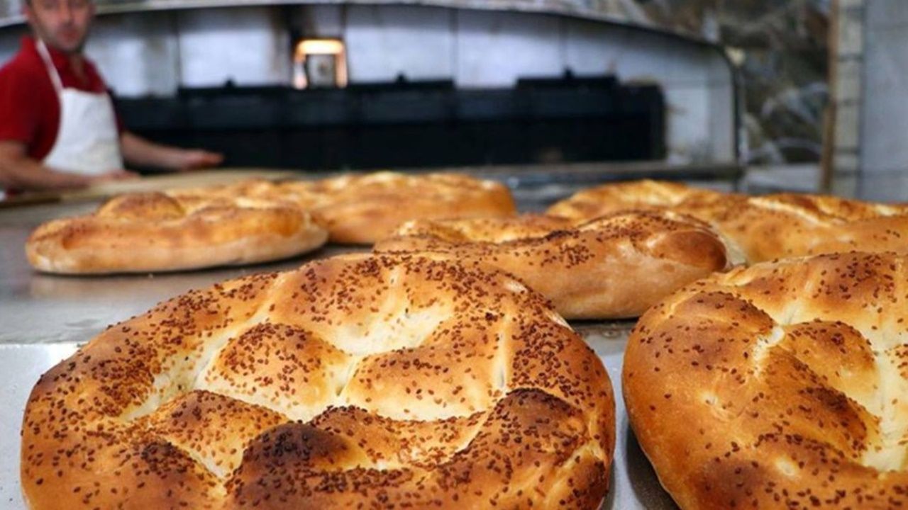 Ramazan pidesi fiyatı 2022 ne kadar oldu? İstanbul Halk Ekmek ramazan pidesi kaç TL, ne kadar?