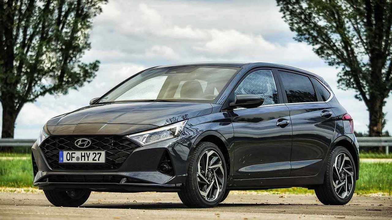 Hyundai resmen çıldırdı: i20 modelinde öyle bir indirime gitti ki ağızlar açık kaldı! İşte Nisan ayı fiyatları