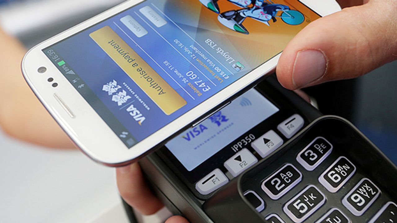 Cep telefonu kredi kartı olarak kullanılabilir mi? Cep telefonuyla temassız işlem yapmak için bilmeniz gerekenler