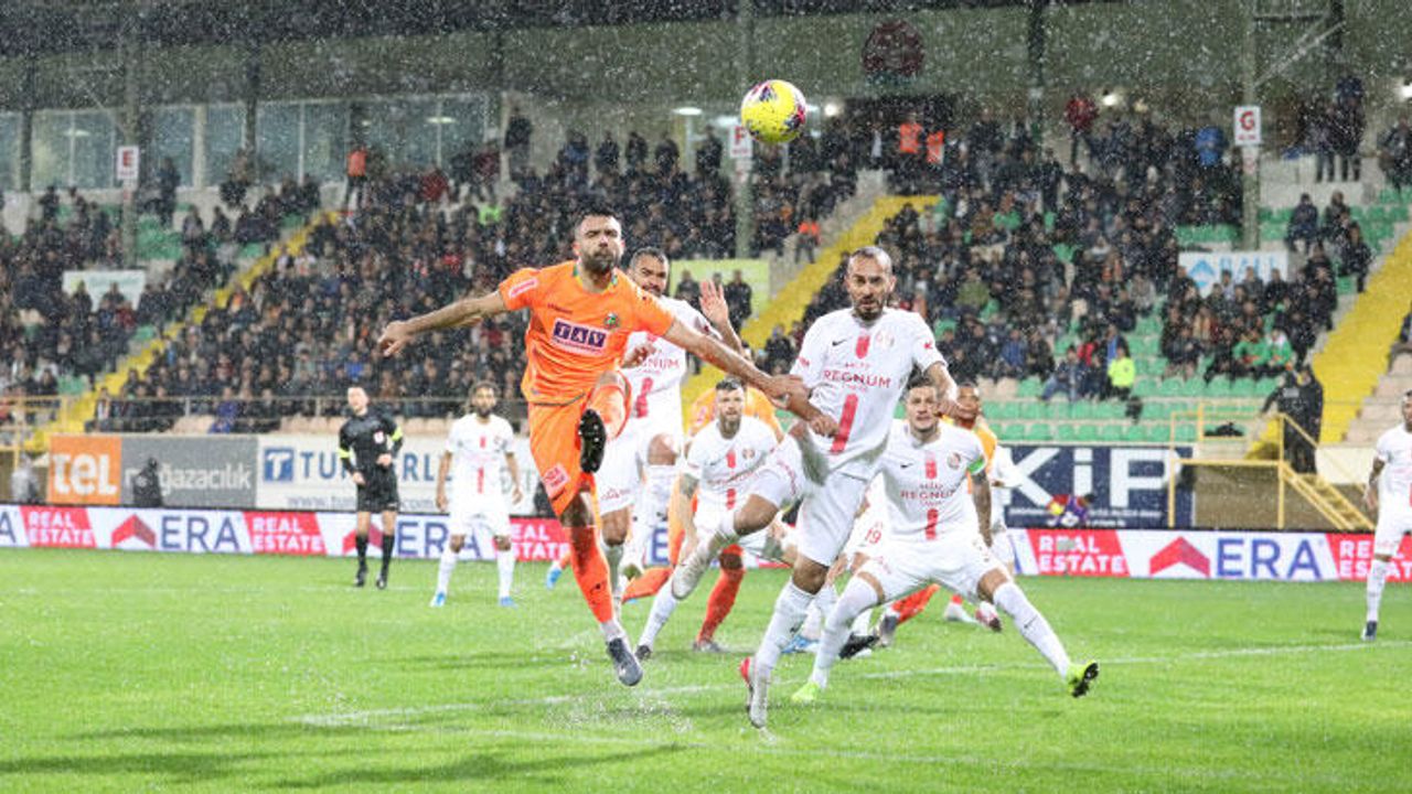 Taraftarium24 Alanyaspor - Antalyaspor maçı canlı izle - Bein Sports 1 şifresiz Justin TV bedava Lig tv izle