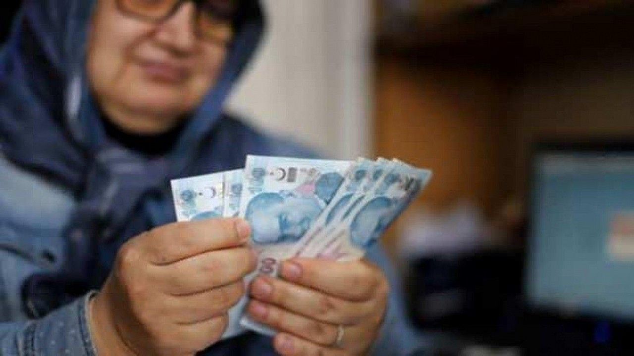 Emekliye Sıcak Haber: Emekli Maaşı Hesabınız Üzerinden 10.000 TL ve Üzerinde Nakit Ödemesi Başladı!