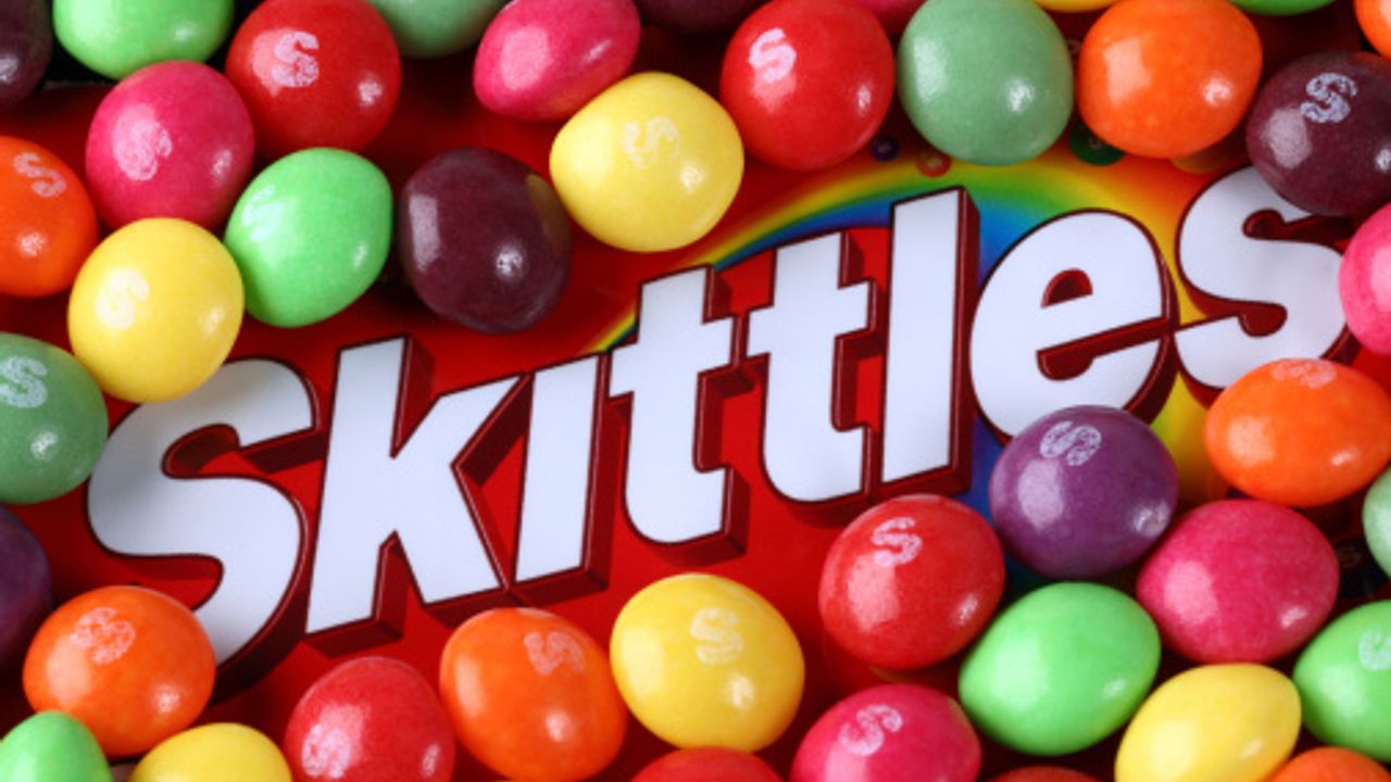 AMAN DİKKAT! Skittles Beyin Hasarına Neden Oluyor! Dava Açıldı! Mars'ın Skittles'ı Korku Saldı! Tehlikeli Gıda Ürünü...
