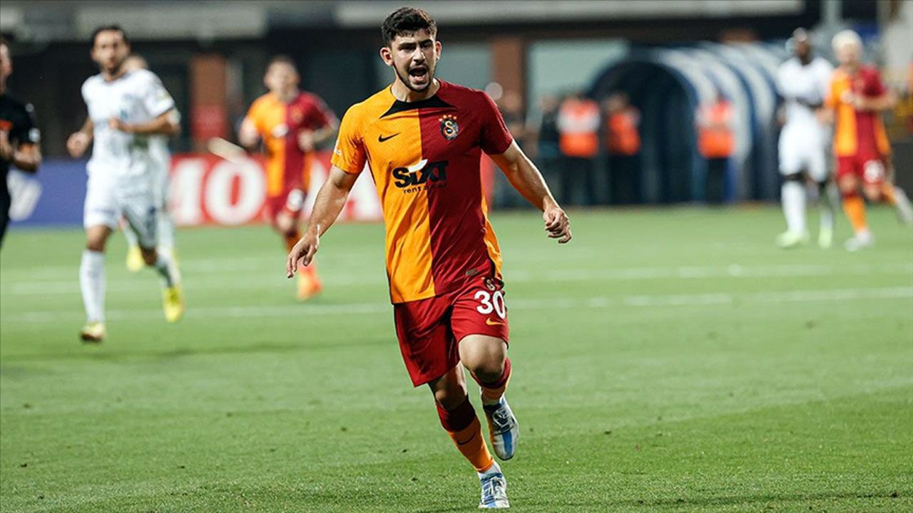 Galatasaray’ın genç yıldızı için dev takımlar devreye girdi!