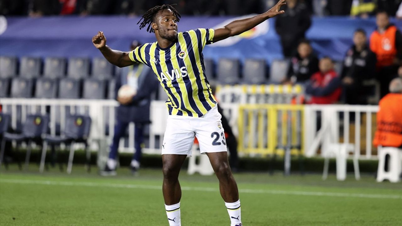 Fenerbahçe'nin yıldız golcüsü hedefini açıkladı! Taraftarlar çılgına döndü!