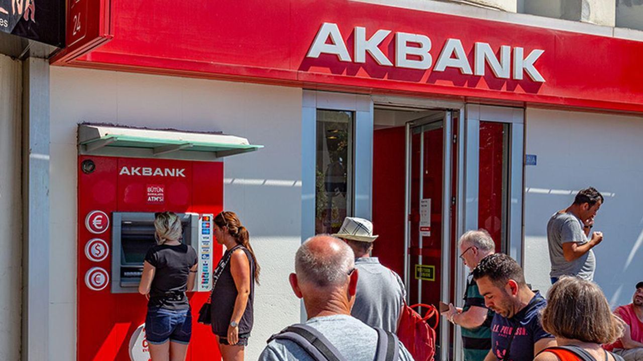 Akbank kredi kampanyası duyurdu! 100.000 TL ödeme için bankaya gitmenize gerek kalmayacak