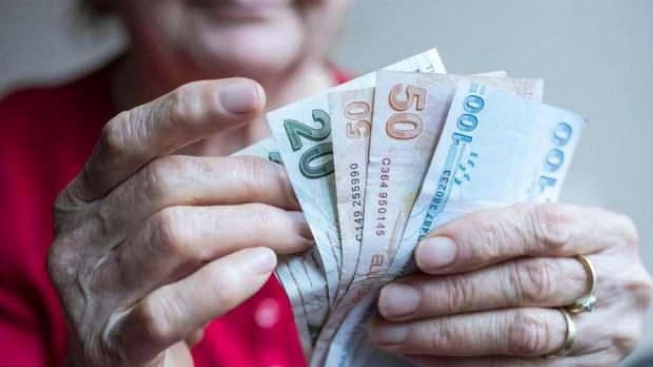 Emeklilere Ziraat Bankası Vakıfbank ve Halkbank 100.000 TL'ye Kadar Ödeme Yapacağını Açıkladı!