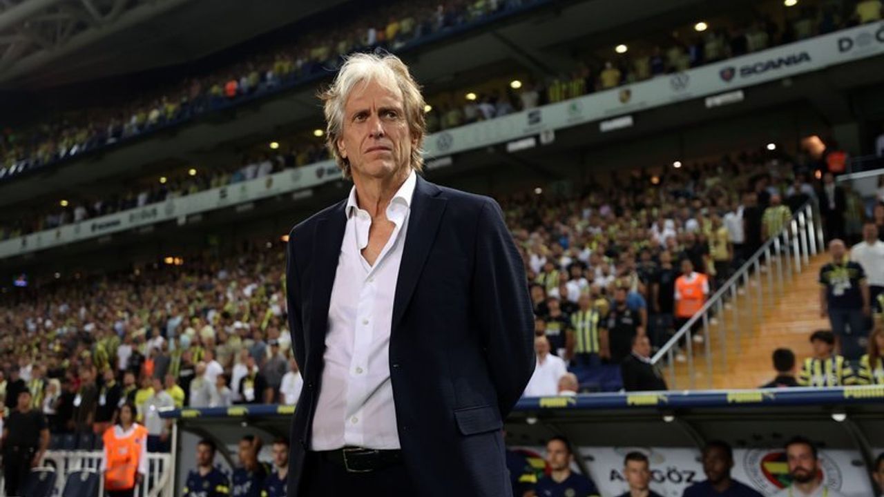 Fenerbahçe Teknik Direktörü Jesus: “Sevilla’nın Rövanş Maçında Hala Umudumuz Var”