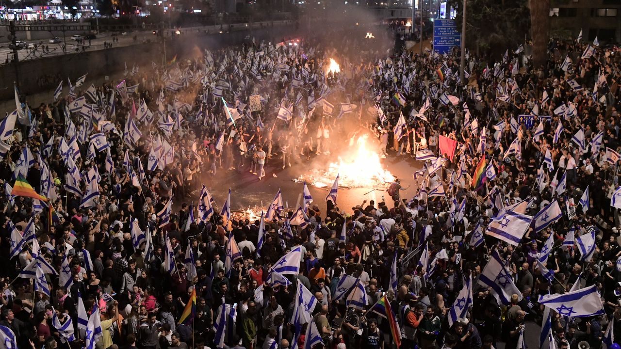 Protestoların Çığrından Çıktığı İsrail'de Netanyahu'dan ‘Biz Kardeş İnsanlarız’ Açıklaması