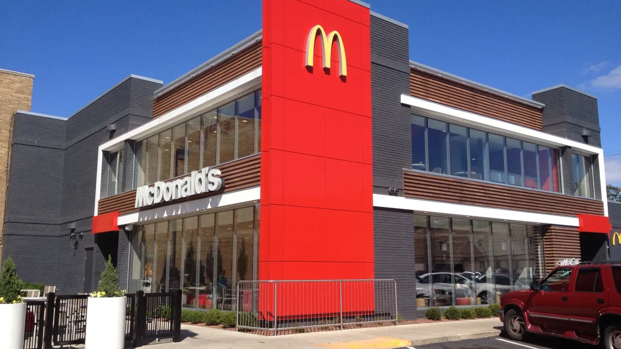 Dünya Devi McDonalds ABD Ofislerini Kapattı, İşten Çıkarmalara Başlıyor
