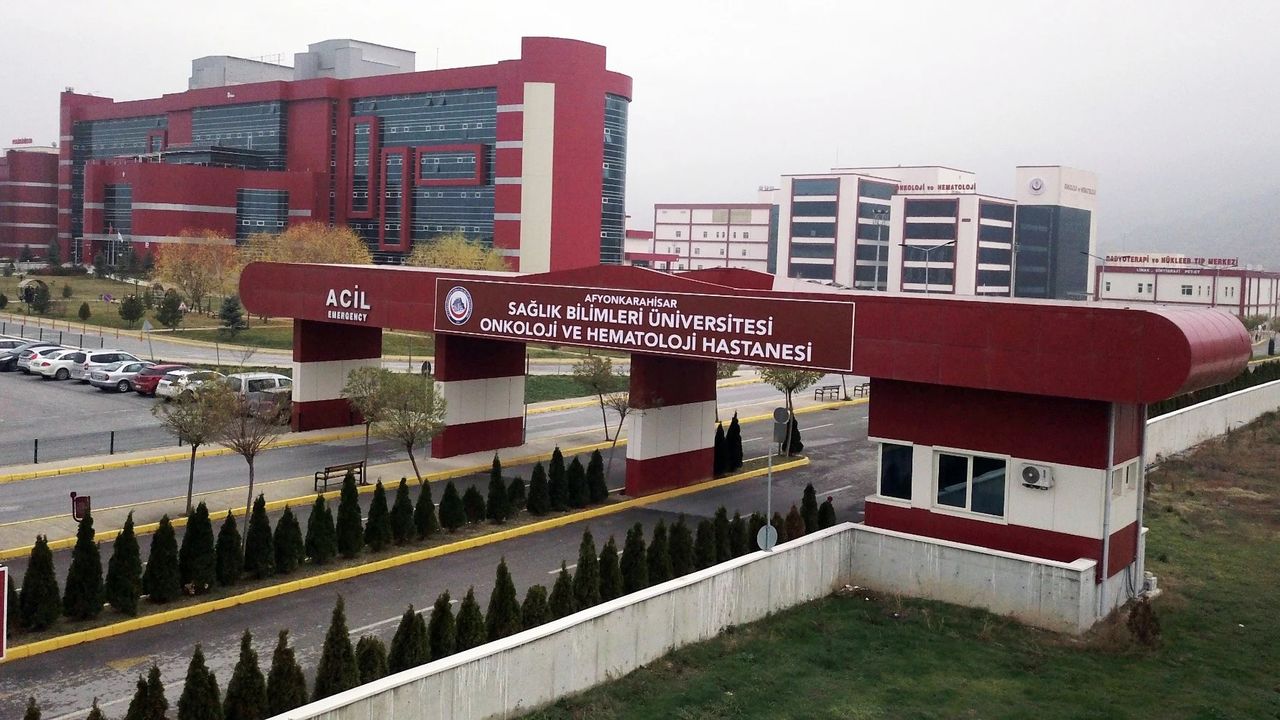 Afyonkarahisar Sağlık Bilimleri Üniversitesi 15 Personel Alımı İlanı Yayımladı