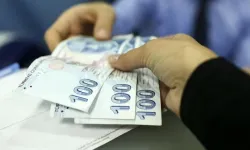 Çalışmayan Ev Hanımlarına 1450 TL'lik Sosyal Yardım Desteği! Kadınlara Nakdi Destek Veriliyor!