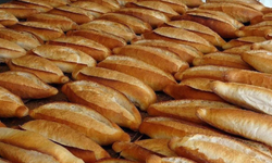 Ekmek Fiyatı 1 TL'ye Düştü! Ramazan Ayı Boyunca Ekmek Neredeyse Bedavaya Verilecek!