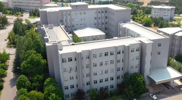 Hacettepe Üniversitesi Personel Alımı İçin Harekete Geçti! 621 Sözleşmeli Personel Alınacak: Başvuru Şartları
