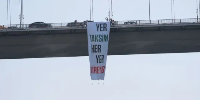 Süleyman Soylu'nun Hem Tweeti Hem de Verdiği Ödül Olay Oldu! Gezi Parkı PankartıOlayı Sürüyor...
