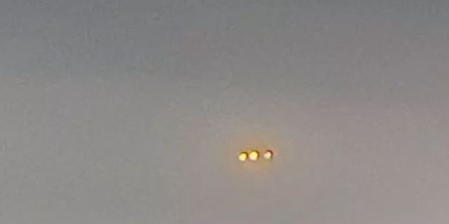 İzleniyoruz! UFO Paniği ABD'yi Salladı! Gizemli Işıklar Bu Defa Nerede Görüldü! Yapılan Açıklamalar Korku Yarttı...