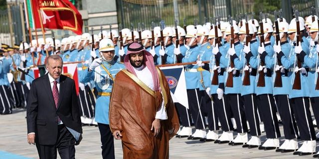 Prens Selman'ın Karşılama Töreni Detayları "Skandal" Denilerek Sosyal Medyada Açıklandı!