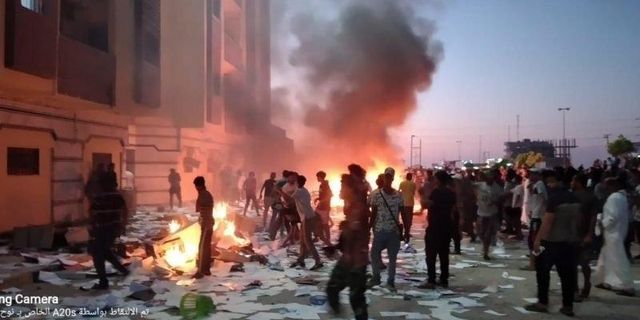 Libya’da Tansiyon Yükseliyor! Bu Defa Temsilciler Meclisi Ateşe Verildi!