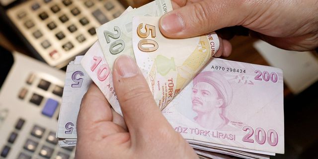 Akbank İhtiyacı Olanlara Düşük Faizden Kredisini Veriyor! Akbank Müşterileri Hemen Başvuru Yapıyor!