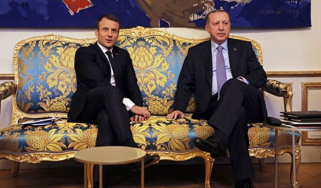 Macron'un Erdoğan'a gönderdiği mektubun ayrıntılarını Bakan Çavuşoğlu açıkladı!