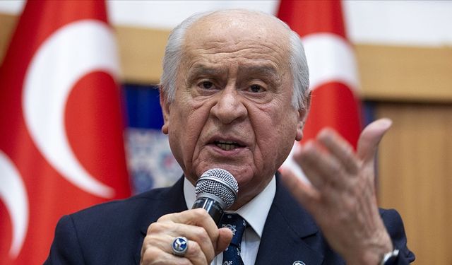 MHP lideri Bahçeli'den Boğaziçi protestolarına yorum: Başı ezilmesi gereken yılanlar!