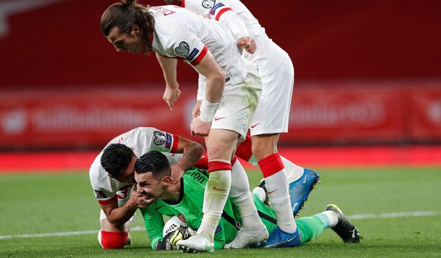 Liverpool'un hedefi Türk duvarı kurmak: Hedefteki isim Uğurcan!