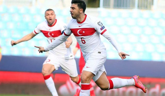 Mart ayının en çok gündeme gelen futbolcusu Ozan Tufan!