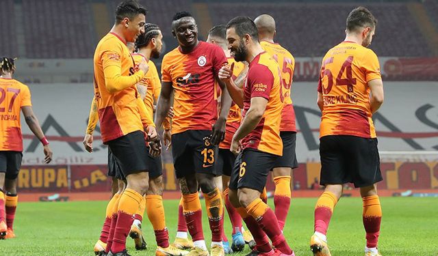 Son iki maçını kaybeden Galatasaray, Karagümrük'ü ağırlıyor!