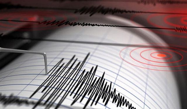 Son Dakika! 8.2 Şiddetinde Deprem Sonrası Tsunami Uyarısı Yapıldı!