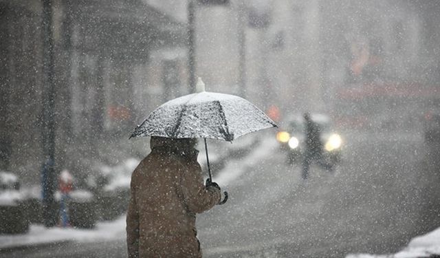 Kar kapıya dayandı! Peş peşe uyarılar yapıldı: İstanbul'a ne zaman kar yağacak?