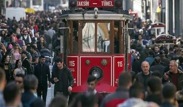 İstanbul'un nüfusu arttı! Vali Yerlikaya son verileri paylaştı