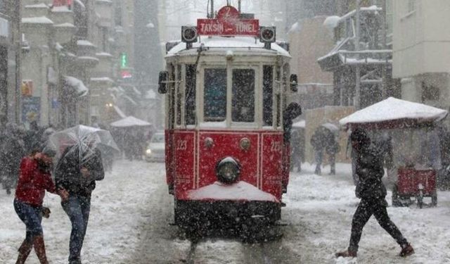 İstanbul Valiliği açıkladı: İstanbul'da kar kaç gün sürecek?