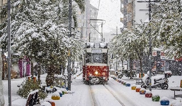 İstanbul’a yeni kar yasakları geldi! Otogarlardan çıkışlar yasaklandı, kamyon TIR giriş çıkışı durdu