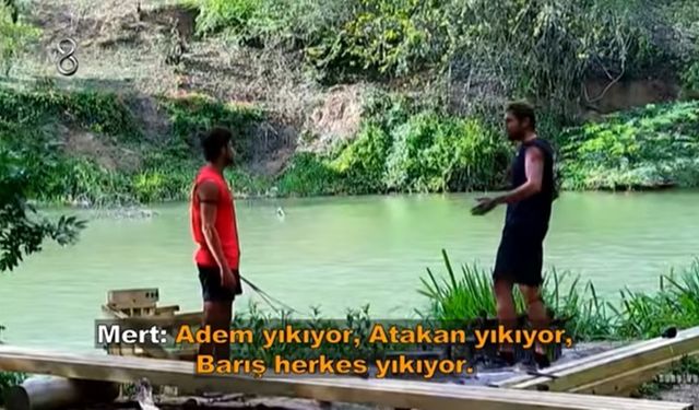 Survivor 2022 All Star'da ŞOK kavga! Batuhan ve Mert birbirine girdi sopalar havada uçuştu! Diskalifiye mi geliyor?