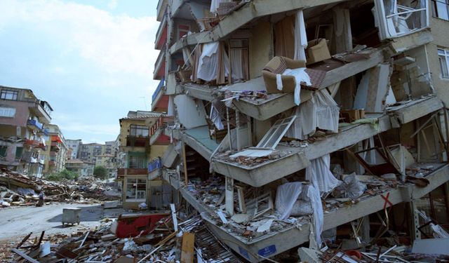 Deprem için akılalmaz son dakika duyurusu geldi! İstanbul, Kocaeli, İzmir, Bursa... Çok sayıda ili yerle bir edecek