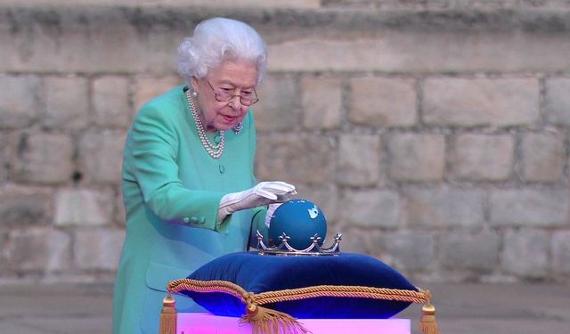 İngiltere'de Kraliçe Krizi! 2. Elizabeth'ten Kötü Haber Geldi! Neden Rahtsızlandı? "Öldü" Diyenler Oldu!