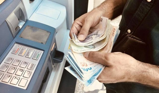 Emekliye 1.788 Lira Fark Yatacak! Hesaplanan 1 Aylık Enflasyon Farkı Sonrası Maaşlar Yeniden Hesaplandı!