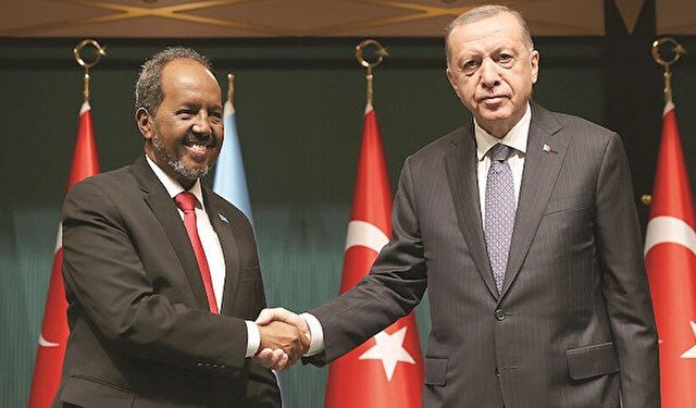 Somali'nin Para Birimi Karşısında TL Yüzde 115 Değer Kaybetti Ama 1 Milyar Dolardan Fazla Yardımı da Yaptık!