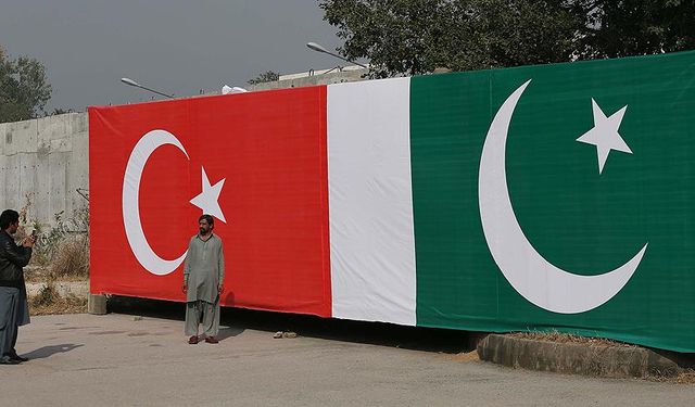 Pakistan'ın Satış Kararı Türkiye'de Yankı Buldu! Akıllara Türkiye'nin Satışları Geldi!