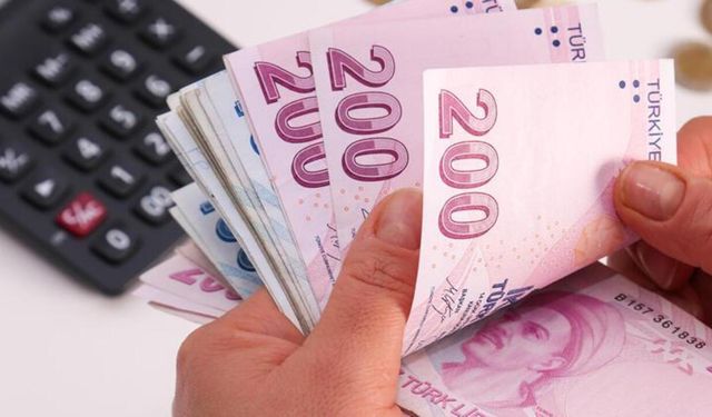 Ziraat Bankası ve Vakıfbank Yaptı! Ödeme Vereceğini Açıkladı, Nakit İsteyenler Bu Bankalara Akın Ediyor