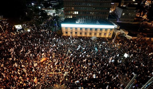 İsrail’de Yüz Binlerce Kişi Yargı Reformundan Dolayı Sokakta