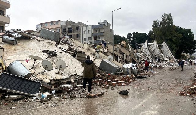 Depremin Ardından Göç Edenlerin Sayısı 2 Milyonu Aştı