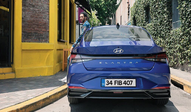 Hyundai Elantra Mart Ayı Güncel Fiyatlarını Açıkladı! Hyundai Elantra En Düşük Kaç TL?