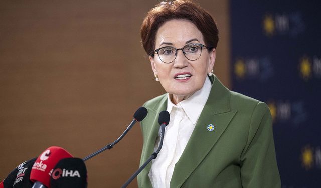 Akşener, “açlık sınırının 9 bin 591 lira olduğu yerde 7 bin 500 lira emekli maaşıyla övünülmez” dedi