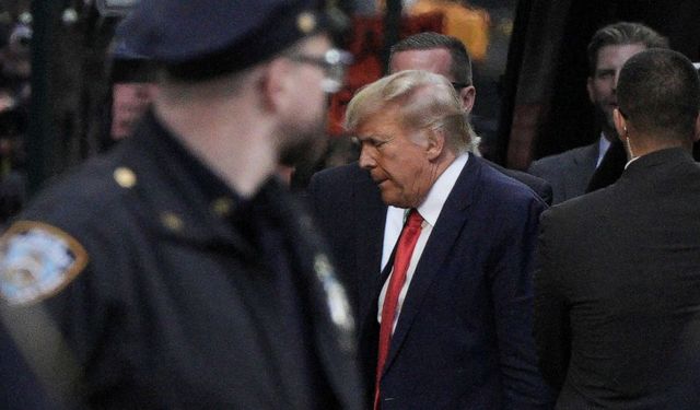 Trump, Eski Avukatı Michael Cohen'e 500 Milyon Dolarlık Tazminat Davası Açtı!