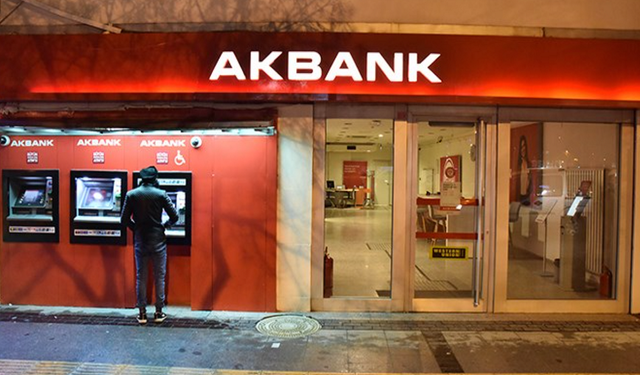 Akbank Başvuru Yapan Emekliye Yüksek Promosyon Ödüyor! Maaş Hesabını Taşırsanız Para Hesabınızda!